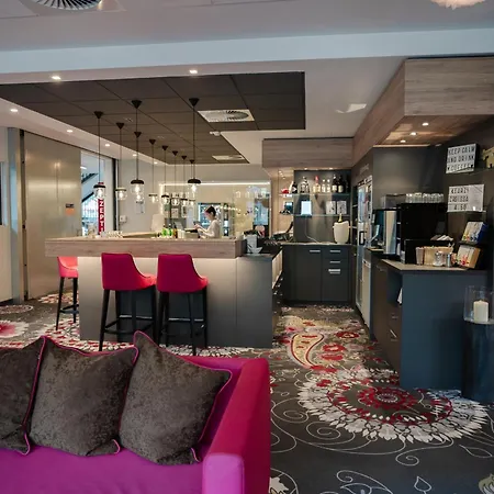 Hotel Qubixx Stadtmittehotel 3*