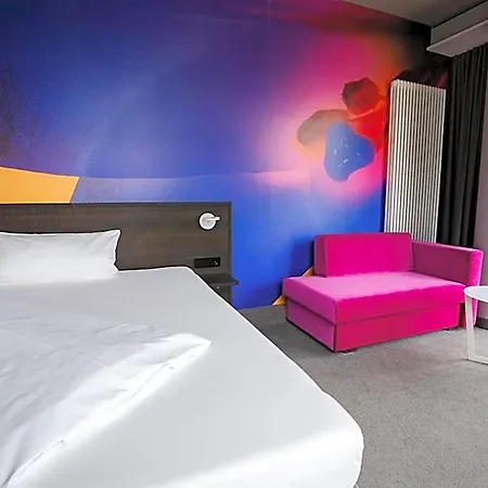 Hotel Qubixx Stadtmittehotel