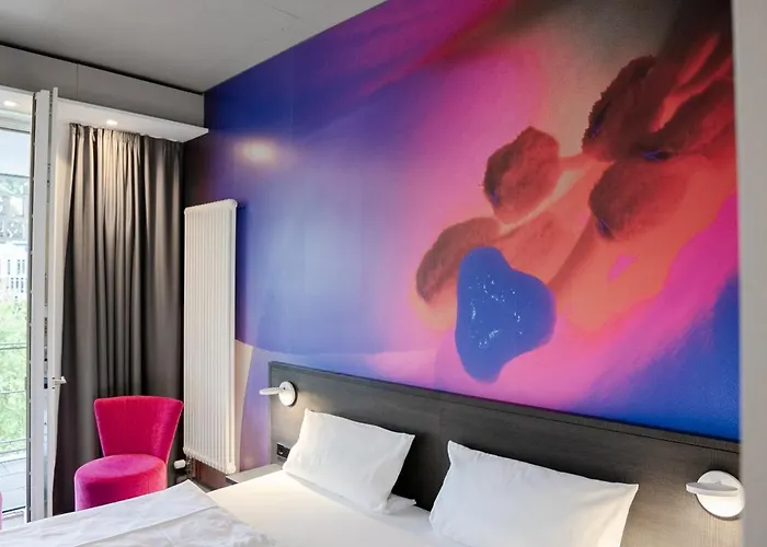 酒店 斯塔德米特酒店 施韦比施哈尔