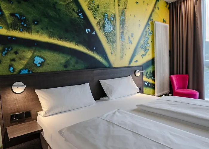 Qubixx Stadtmittehotel ホテル